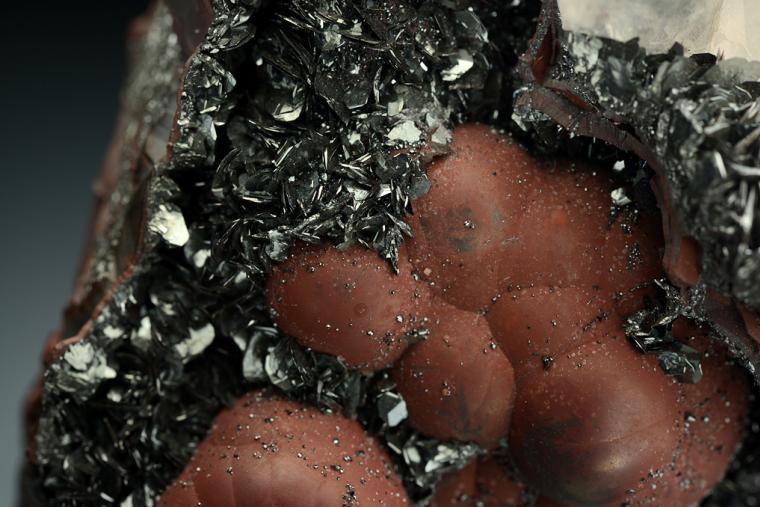 HEMATITE with QUARTZ